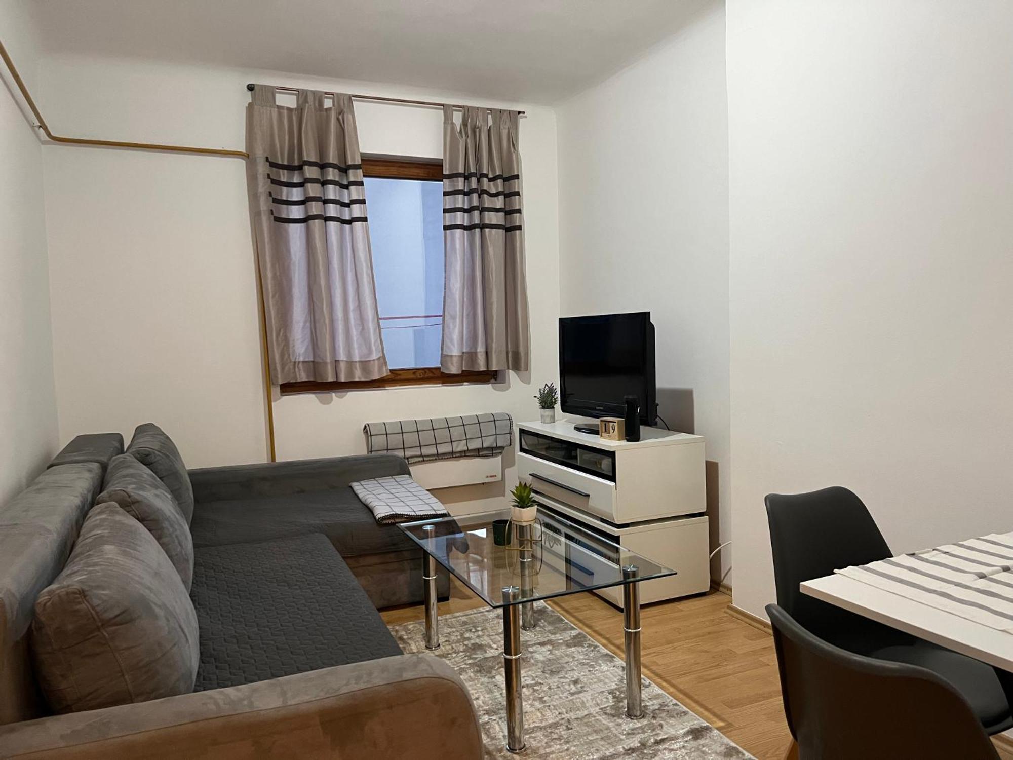 Center One-bedroom Loft Apartman Sarajevo